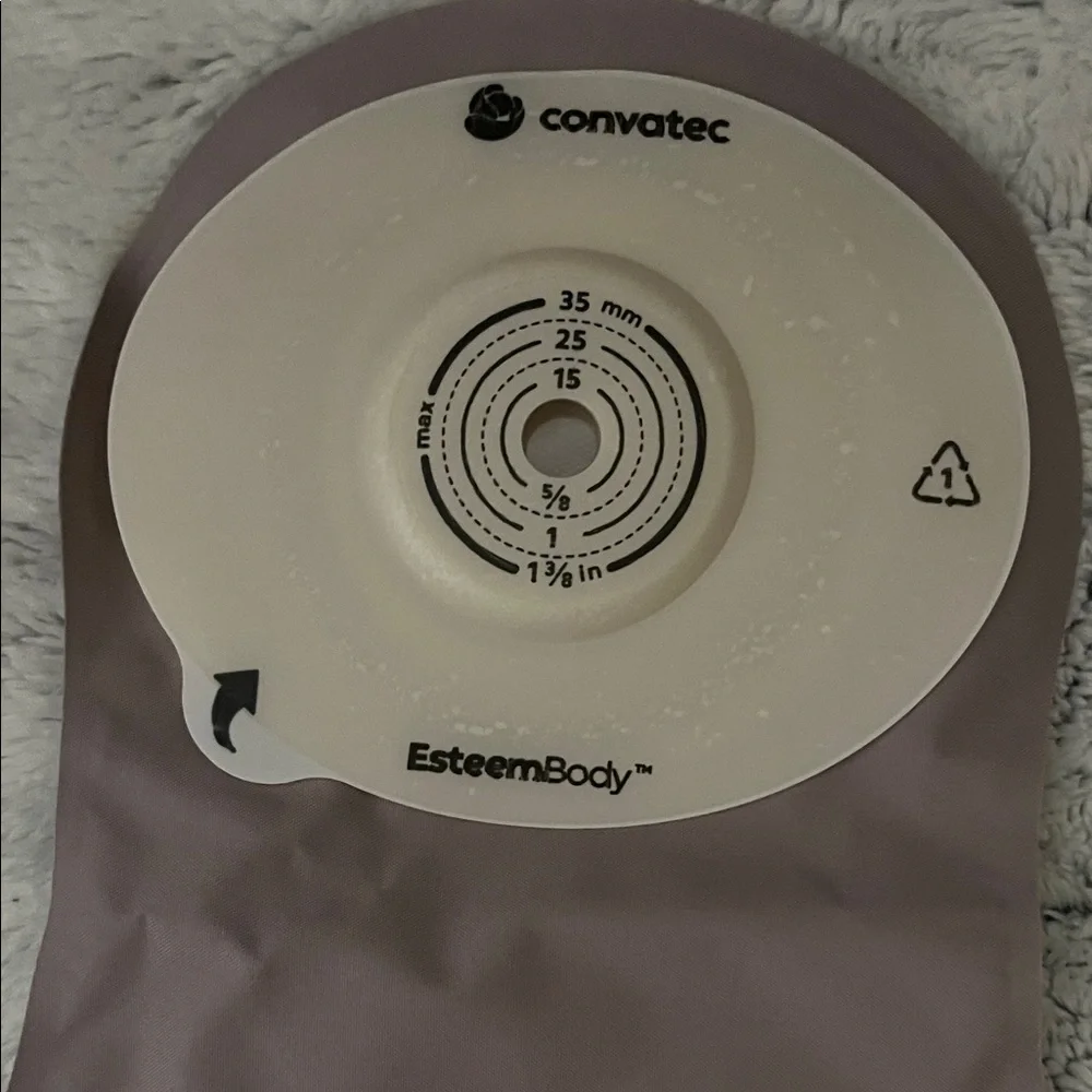 2 boxes of esteem body one piece ostomy bags - Picture 3 of 7